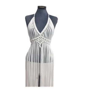 Haut court bustier en coton tissé à la main, haute qualité, pour festivals, mariages à la plage et mode resort - Product Image 1