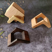 Petit support classique en bois massif de noyer pour sous-verres, set de dessous de plat antidérapants, tapis de table isolants thermiquement, pour rangement et usage général