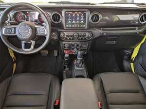 Jeep Wrangler JK 2023 Usado, 5 Plazas, Volante a la Izquierda, 100% en Perfecto Estado, Sin Accidentes, 1-25000 Millas, 300-400 CV - Product Image 2