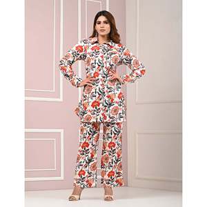 Conjunto de 2 Piezas de Algodón en Blanco y Rojo, Talla 3XL, Estampado, para Verano, con Decoración de Botones en la Parte Superior y Pantalones Cortos - Product Image 4