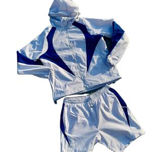 Ensemble short coupe-vent deux pièces avec logo personnalisé pour hommes, vêtements de jogging imperméables avec fermeture éclair 100% polyester solide pour l'été - Product Image 1