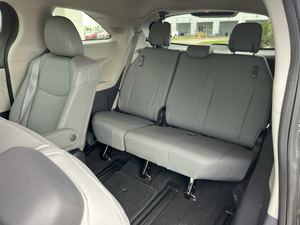 Gran Oferta, TOYOTA SIENNA Limpia y en Excelentes Condiciones, Lista para Enviar - Product Image 5