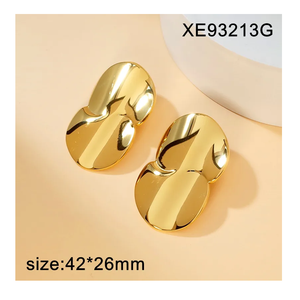 Boucles d'oreilles minimalistes en acier inoxydable poli et lisse avec dôme en forme de rectangle Boucles d'oreilles à la mode - Product Image 4