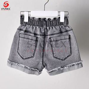 Short de sport taille haute personnalisé pour femme, léger et respirant, à séchage rapide - Product Image 2