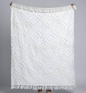 Couvertures marocaines Jacquard Boho personnalisées tissées à la main pour décorations de maison et d'hôtel motif brodé - Product Image 4