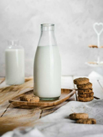 Vente en gros de lait écrémé complet instantané de vache Qualité supérieure 100% lait de vache entier frais UHT (1.5% de matières grasses) disponible HALAL 25Kg sec