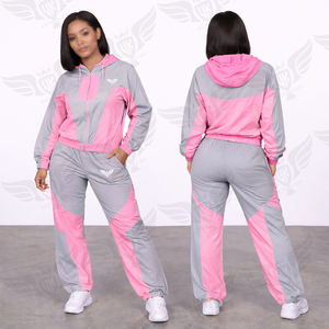 ชุดวอร์มผู้หญิงดีไซน์ล่าสุด เสื้อแจ็คเก็ตน้ำหนักเบาแบบมีฮู้ด ซิปหน้า สีตัดต่อ พร้อมกางเกงจ็อกเกอร์ - Product Image 3