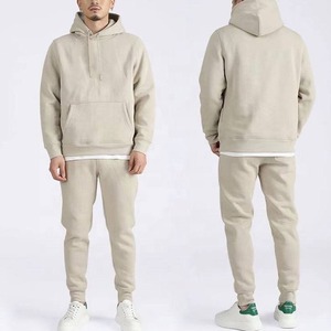 Ensemble de survêtements personnalisés de haute qualité pour hommes Vente en gros Personnalisé survêtement d'entraînement pour hommes Survêtement personnalisé OEM - Product Image 4