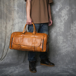 Sac de voyage en cuir marron avec fermeture à glissière pour les voyages - Product Image 5