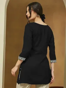 Robe courte droite en rayonne noire brodée, tricotée en tricot extensible, mode estivale, tenue de soirée, vêtements pour femmes et filles - Product Image 5