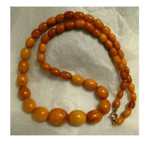 Collier antique ovoïde jaune corne de buffle d'eau fait à la main multicolore religieux écologique style ange et bouddhisme - Product Image 1
