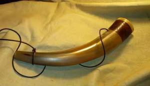 Tanduk de Buey Natural Hecho a Mano, Shofar Ideal para Eventos Religiosos y Apto para Reventa - Product Image 6