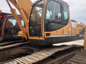 Pelle sur chenilles Hyundai 305LC-9T originale et d'occasion 31 tonnes Engins de terrassement Modèle 2023 Capacité du godet 1.4m 95% NOUVEAU Faible - Product Image 6