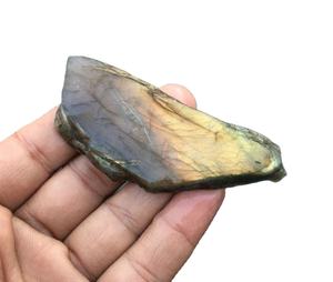 หินลาบราดอไรต์ธรรมชาติแบบหยาบ,หินอัญมณีสีฉูดฉาดคอลเลกชันสำหรับตกแต่งสวน - Product Image 1