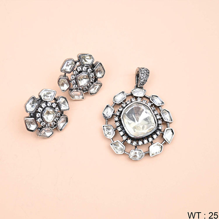 Antique/Oxidised Polished