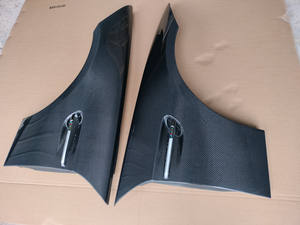 Ailes avant en fibre de carbone avec aération pour BMW E90 Série 3 2006-2011 |   Remplacement d'aile avant style M3 |   Ajustement de style OEM - Product Image 5