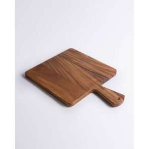 Planche à découper en bois durable fabriquée à la main avec une finition de qualité supérieure et un design réversible pour une utilisation et une présentation quotidiennes dans la cuisine - Product Image 4