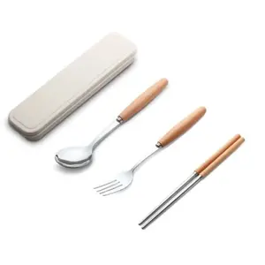 Ensemble de couverts à tête argentée avec manche en bois Ensemble de couverts élégant en acier inoxydable pour salle à manger, cuisine, restaurants et événements spéciaux - Product Image 1