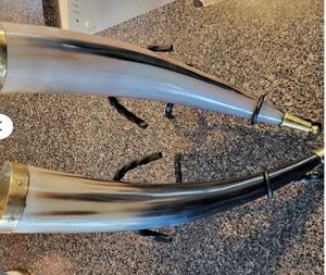 Taza de cuerno para beber vikingo Cuerno de búfalo pulido natural con soporte de hierro y cuerno de vino Artesanía natural de FS International - Product Image 4