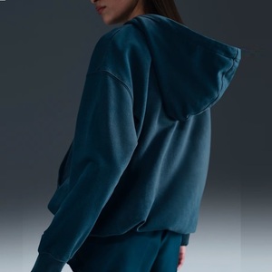 Sudaderas con Capucha Extra Grandes para Mujer, Personalizables con Logotipo, Color Sólido, Bordadas, 100% Algodón, Casuales, de Secado Rápido y Ecológicas - Product Image 4