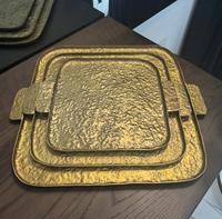 Nouveau plateau rond en métal design éléphant avec finition dorée pour servir des desserts et des chocolats