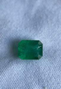 มรกตสีเขียวทรงเหลี่ยมเจียระไนสวยงามเป็นธรรมชาติ รูปทรงแปดเหลี่ยมหรูหรา - Product Image 3