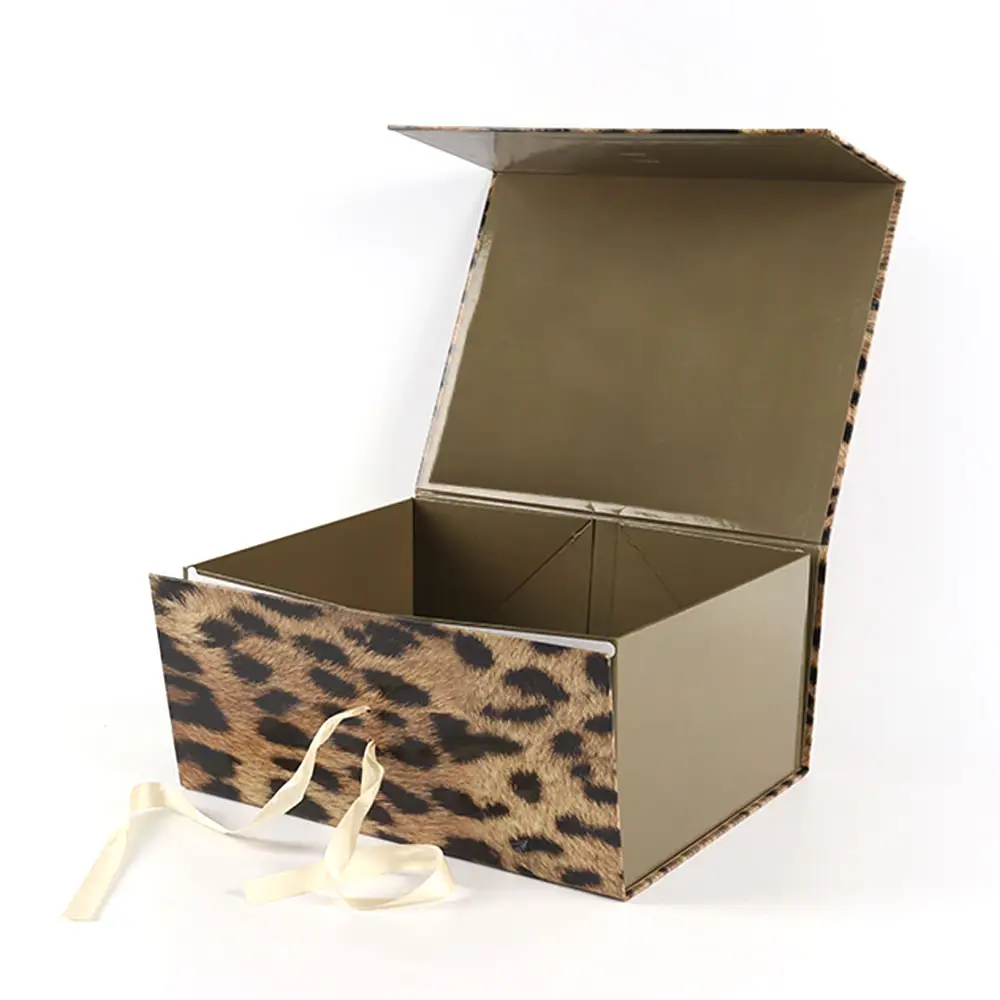 Customized wedding purse gift box foldable shoe storage box shoe container leopard print magnetic gift box with ribbon