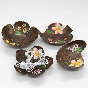 100% porte-savon en coquille de noix de coco fait à la main porte-savon en noix de coco accepte la conception du client faite par Eco2go Vietnam - Product Image 1