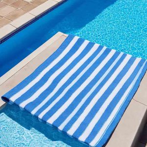 Grande serviette de piscine et de plage en microfibre douce surdimensionnée à séchage rapide, légère et sans sable, pour voyage, gym, spa - Product Image 4
