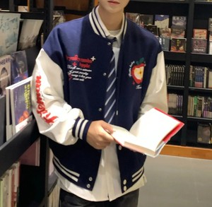 Vestes d'Hiver Personnalisées Décontractées Lettermen Broderie 3D Vestes en Gros Veste Universitaire de Haute Qualité pour Hommes - Product Image 5