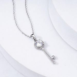 Moissanite हीरा दिल कुंजी हार घन Zirconia प्रशस्त जिक्रोन दिल कुंजी के लिए अवस्र्द्ध हार महिलाओं उपहार - Product Image 4