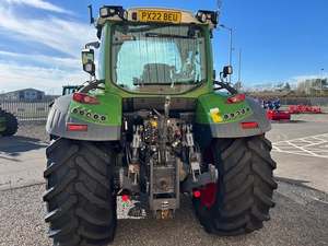 รถแทรกเตอร์ฟีนด์ท 900 วาโร่ 4x4 มือสอง รถไถนาสำหรับงานเกษตร ขับเคลื่อน 4 ล้อ สำหรับงานภาคสนาม - Product Image 6