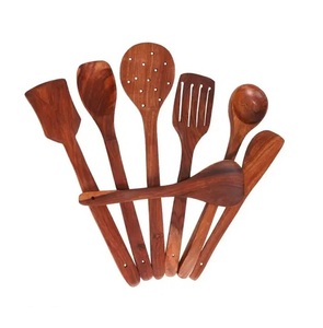 Ensemble d'ustensiles en bois de teck naturel de vente chaude pour la cuisson des cuillères en bois pour la cuisine ensemble d'ustensiles antiadhésifs de haute qualité. - Product Image 4