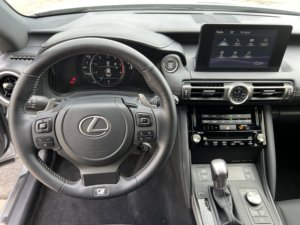 Lexus IS 350 F SPORT d'occasion propre 2022 - Product Image 4