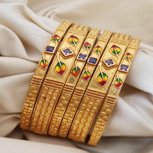 Elegantes brazaletes de latón con intrincados patrones texturizados y diseños de hojas de esmalte multicolor, un aspecto único, a precios de mayorista. - Product Image 1