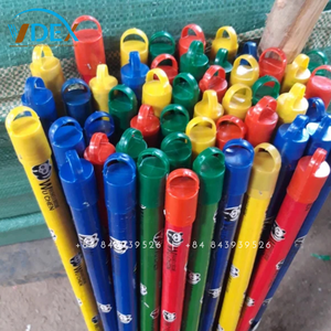 Venta al por mayor, mopa de madera pulida, cabeza de palo, producto de limpieza de jardín largo - Product Image 5