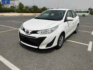 Económico, Usado, Blanco, X L E HATCHBACK 2024, Tracción en las Cuatro Ruedas, Asientos de Cuero, ACC, Automático, 5 Plazas, Faros LED, Cámara Trasera de 360° - Product Image 3