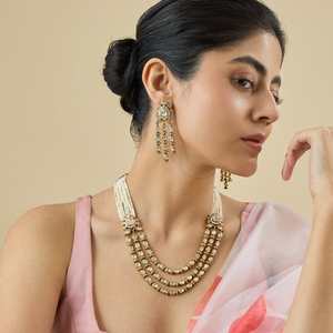 Kundan Necklace 176348 Elegant <b>Wedding</b> <b>Accessory</b> - Product Image 1