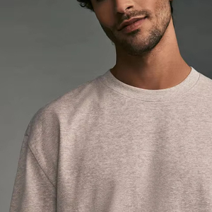 Camiseta ligera para hombre, proveedor de ropa de calle, atuendo de moda para salón, viaje, gimnasio, uso diario, cómodo, a granel, venta al por mayor - Product Image 1