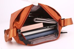 Mini sac portefeuille étanche en nylon Bunny Pocket, petit sac messager pour téléphone, idéal pour les courses - Product Image 5