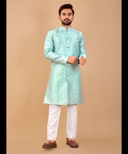 Pijama Punjabi Chicken Kurta para hombre en invierno Tela de algodón Khadi con botón y diseño de cuello de cadena - Product Image 5