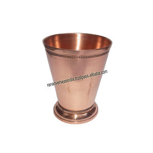 Gobelet en verre en forme de V en cuivre avec base ronde pour une bonne santé Yoga Ayurveda Guérison au meilleur prix - Product Image 1