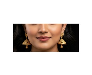 Ensemble collier et boucles d'oreilles de mariage et de fiançailles classiques plaqués or de qualité supérieure raffinée avec design Tikka pour femmes - Product Image 2