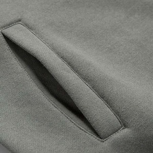 เสื้อฮู้ดผู้ชายผ้าฟลีซน้ำหนักเบาสำหรับฤดูหนาว สไตล์สั่งทำได้ ขายส่ง ป้องกันการหดตัว ระบายอากาศได้ดี กันน้ำ เป็นมิตรกับสิ่งแวดล้อม รับผลิตแบบ OEM - Product Image 5