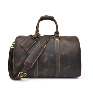 Vêtements d'hiver pour hommes les plus vendus sacs de sport en cuir de vachette nouveauté hommes sacs de sport en cuir de vachette à la mode avec poches - Product Image 1