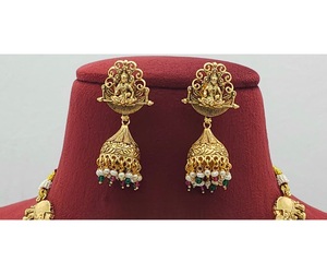 Elegante Juego de Collar y Aretes con Acabado Dorado Mate de Primera Calidad, Impresionante Colección para Bodas para Mujer - Product Image 3