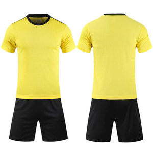 Ensemble uniforme de football pour hommes de haute qualité, personnalisé, couleur unie, manches courtes, maillot et short, style unique sur mesure - Product Image 2