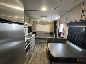 Autocaravana K-e-y-s-t-o-ne Passport 219BH Usada del 2022, Lista para Viajar - Product Image 4