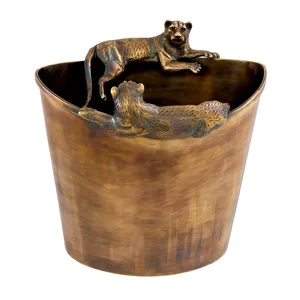 ถังน้ำแข็งโลหะค้อนทำจากโลหะแบบพรีเมียมแฮนด์เมดทันสมัยใช้ในงานปาร์ตี้เทรนด์ระดับโลกผลิตโดย Zahid - Product Image 2