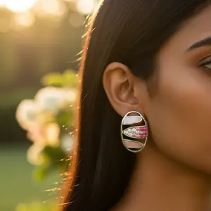 Boucles d'oreilles pour femmes, usage quotidien, cristal argenté et pierre rose - Product Image 1